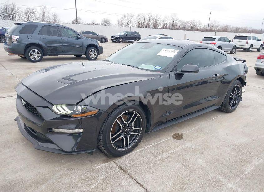 Photo 2 of 2022 Ford Mustang ECOBOOST PREMIUM FASTBACK (VIN 1FA6P8TH5N5130619)
