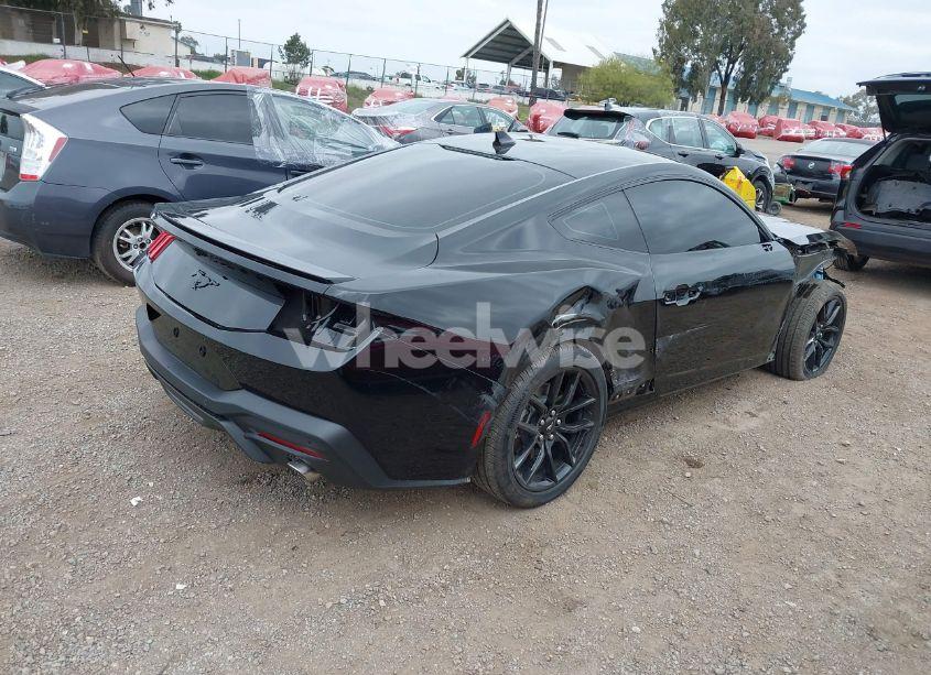 Photo 4 of 2025 Ford Mustang ECOBOOST FASTBACK (VIN 1FA6P8TH5S5110267)