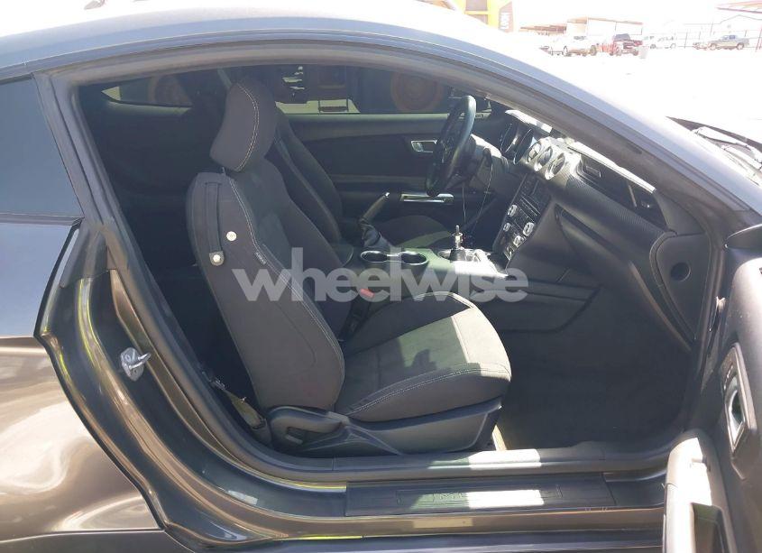 Photo 5 of 2018 Ford Mustang ECOBOOST (VIN 1FA6P8TH6J5108123)