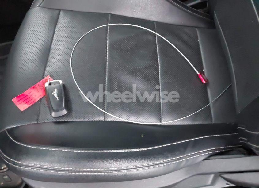 Photo 11 of 2019 Ford Mustang ECOBOOST PREMIUM (VIN 1FA6P8TH6K5139647)