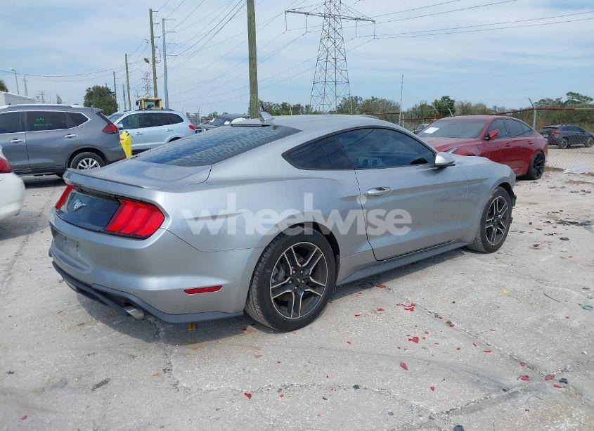 Photo 4 of 2020 Ford Mustang ECOBOOST FASTBACK (VIN 1FA6P8TH6L5145577)