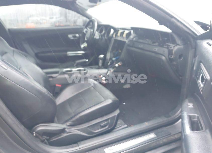 Photo 5 of 2020 Ford Mustang ECOBOOST PREMIUM FASTBACK (VIN 1FA6P8TH6L5147913)