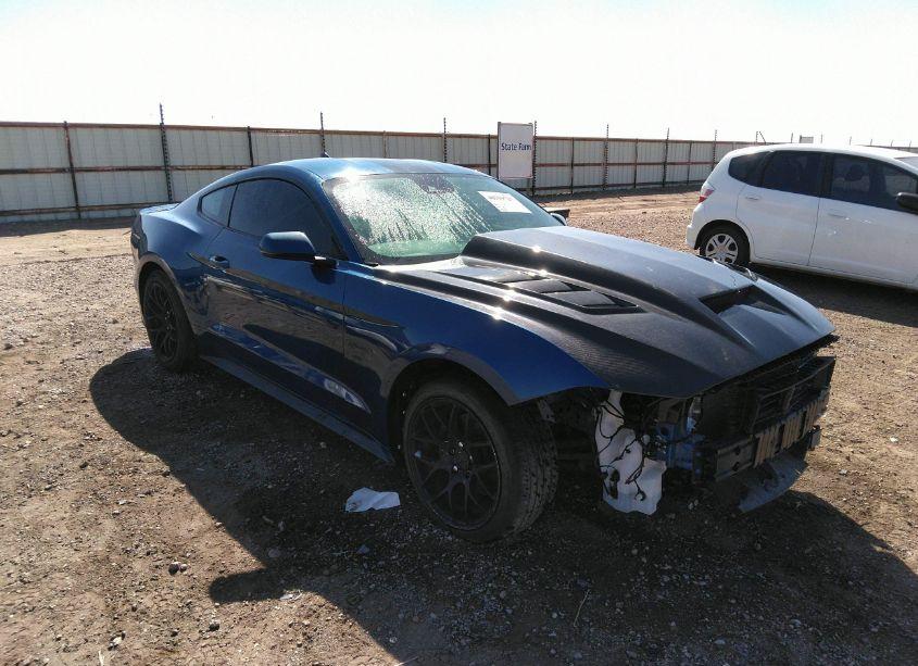 2022 Ford Mustang ECOBOOST PREMIUM FASTBACK (VIN 1FA6P8TH6N5113327) main photo