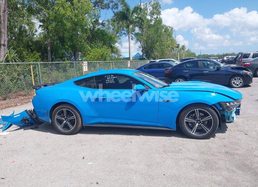 Photo 13 of 2024 Ford Mustang ECOBOOST FASTBACK (VIN 1FA6P8TH6R5118078)
