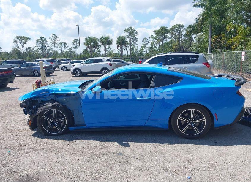 Photo 14 of 2024 Ford Mustang ECOBOOST FASTBACK (VIN 1FA6P8TH6R5118078)
