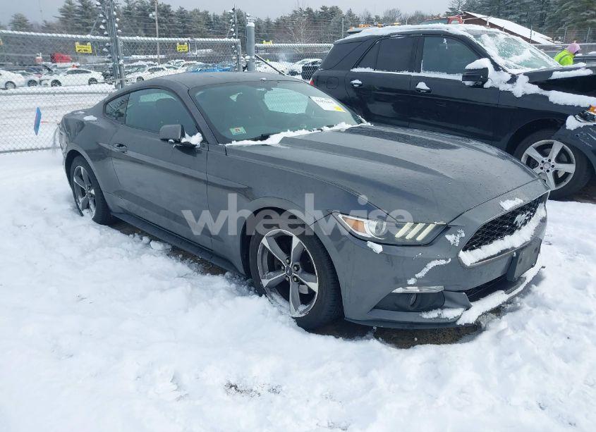 2015 Ford Mustang ECOBOOST (VIN 1FA6P8TH7F5334842) main photo