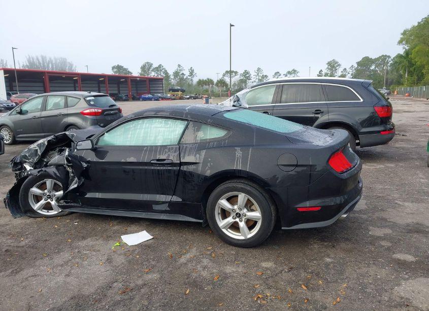 Photo 15 of 2018 Ford Mustang ECOBOOST (VIN 1FA6P8TH7J5174647)