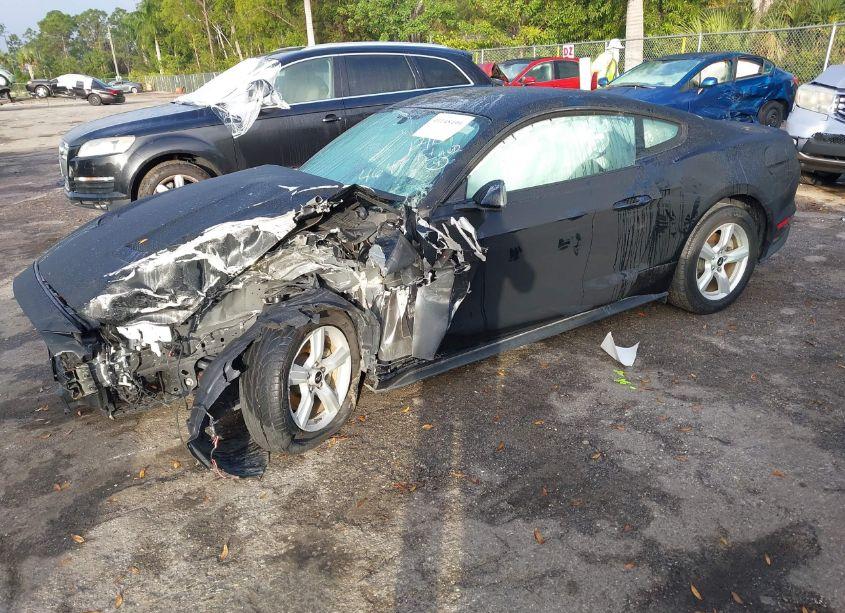 Photo 2 of 2018 Ford Mustang ECOBOOST (VIN 1FA6P8TH7J5174647)
