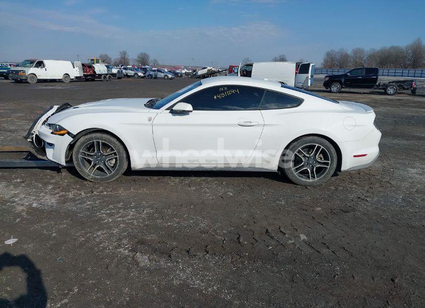 Photo 15 of 2020 Ford Mustang ECOBOOST PREMIUM FASTBACK (VIN 1FA6P8TH7L5118839)