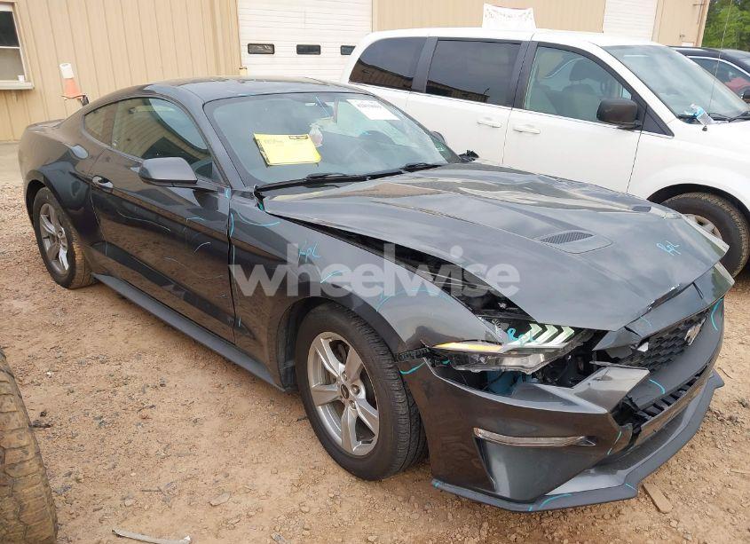 2020 Ford Mustang ECOBOOST FASTBACK (VIN 1FA6P8TH7L5121580) main photo
