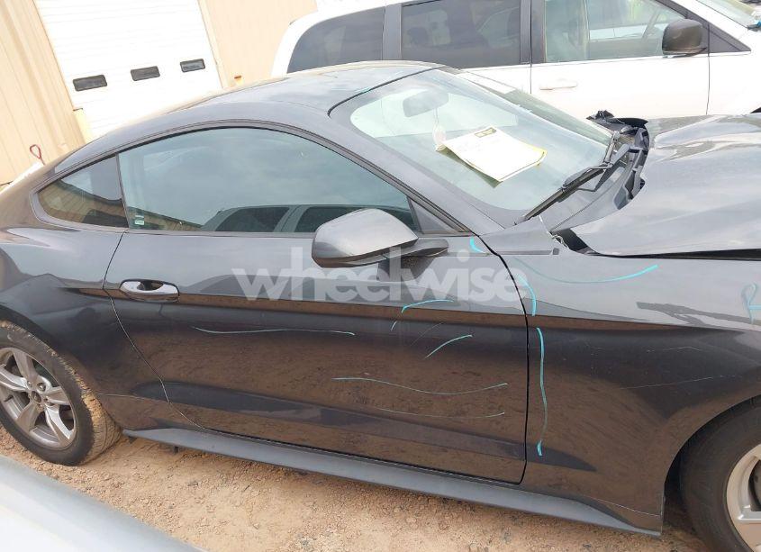 Photo 13 of 2020 Ford Mustang ECOBOOST FASTBACK (VIN 1FA6P8TH7L5121580)