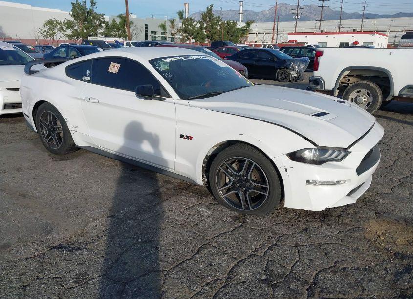 2020 Ford Mustang ECOBOOST PREMIUM FASTBACK (VIN 1FA6P8TH7L5134863) main photo
