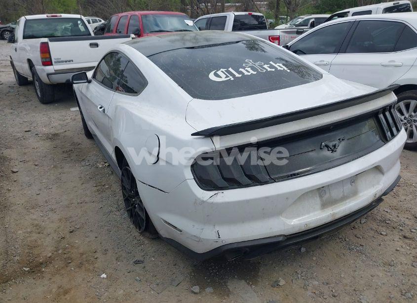 Photo 3 of 2022 Ford Mustang ECOBOOST PREMIUM FASTBACK (VIN 1FA6P8TH7N5100487)