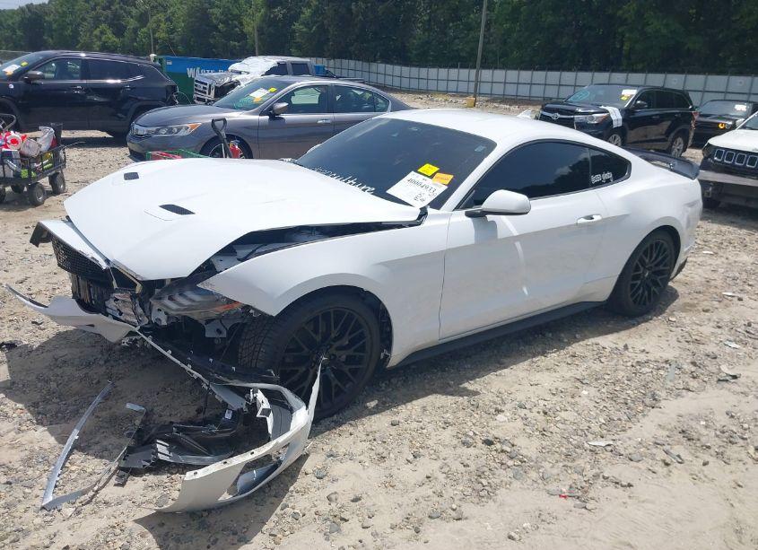 Photo 2 of 2022 Ford Mustang ECOBOOST FASTBACK (VIN 1FA6P8TH7N5149057)