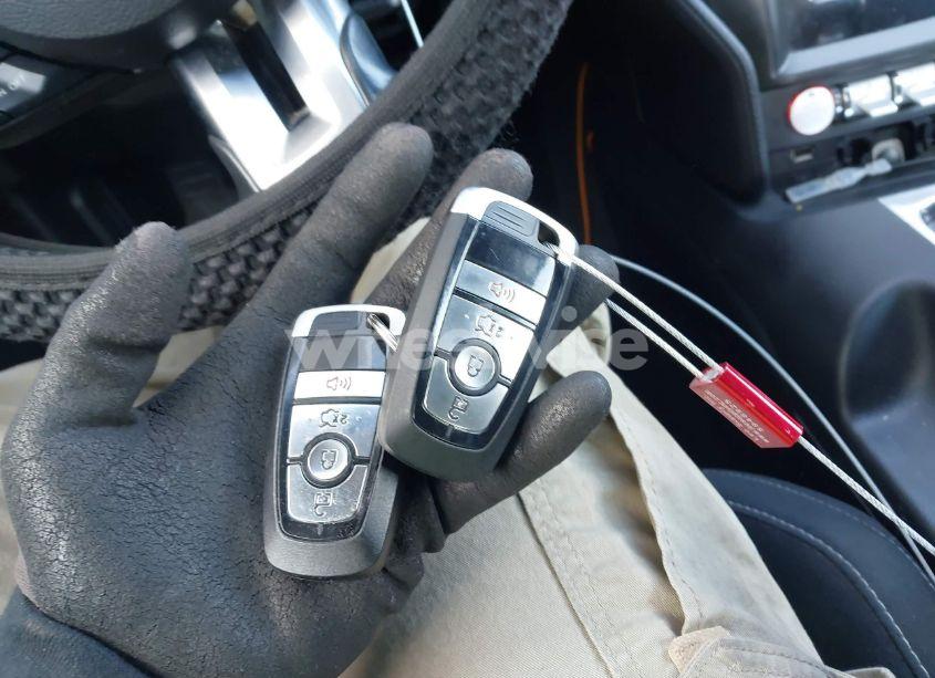 Photo 11 of 2018 Ford Mustang ECOBOOST (VIN 1FA6P8TH8J5118460)