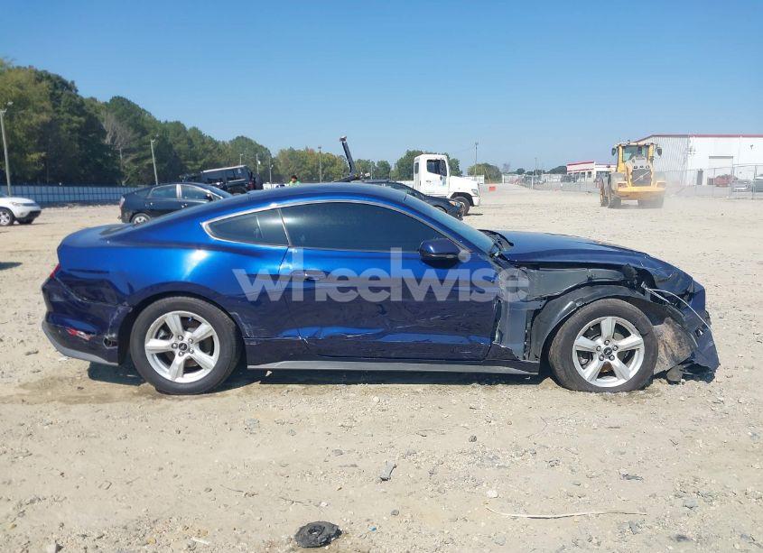 Photo 13 of 2019 Ford Mustang ECOBOOST (VIN 1FA6P8TH8K5177915)