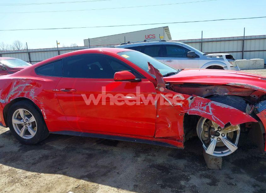 Photo 14 of 2020 Ford Mustang ECOBOOST FASTBACK (VIN 1FA6P8TH8L5103492)