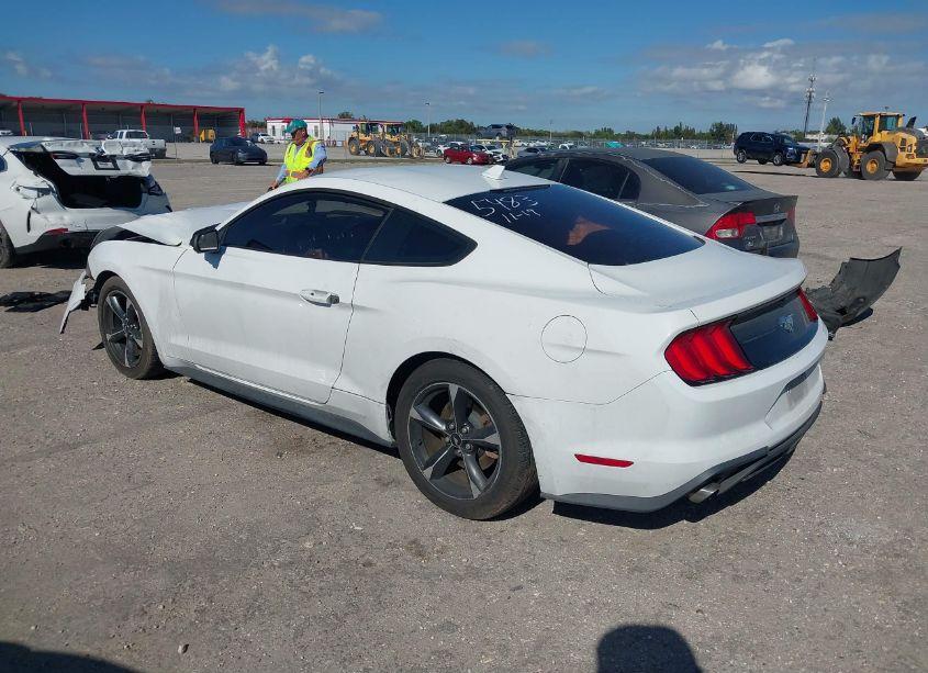 Photo 3 of 2020 Ford Mustang ECOBOOST (VIN 1FA6P8TH8L5145483)