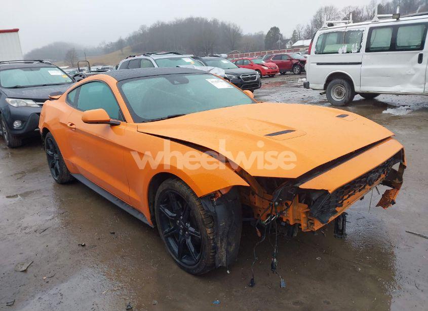 2020 Ford Mustang ECOBOOST FASTBACK (VIN 1FA6P8TH8L5182369) main photo