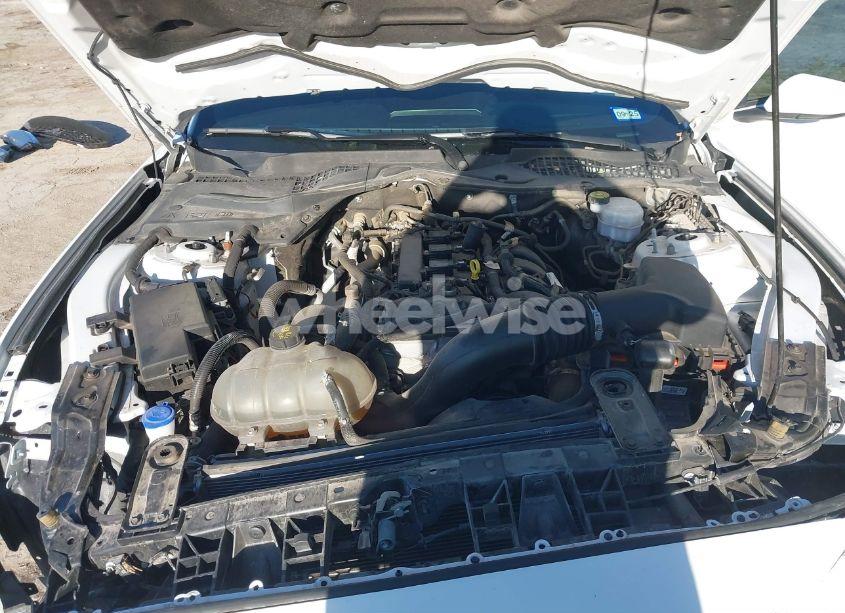 Photo 10 of 2022 Ford Mustang ECOBOOST PREMIUM (VIN 1FA6P8TH8N5106525)