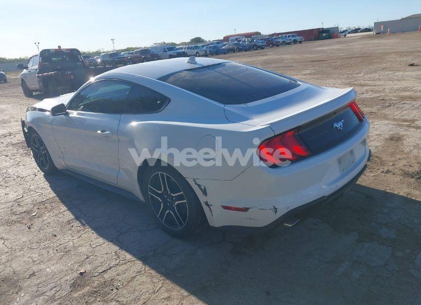 Photo 3 of 2022 Ford Mustang ECOBOOST PREMIUM (VIN 1FA6P8TH8N5106525)