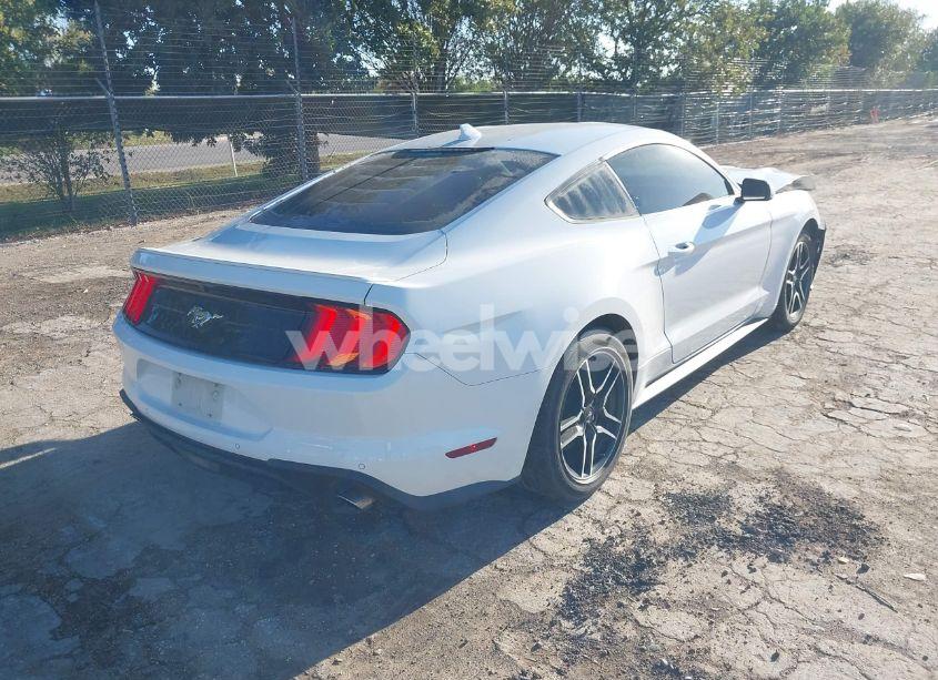 Photo 4 of 2022 Ford Mustang ECOBOOST PREMIUM (VIN 1FA6P8TH8N5106525)
