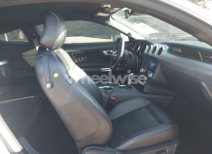 Photo 5 of 2022 Ford Mustang ECOBOOST PREMIUM (VIN 1FA6P8TH8N5106525)