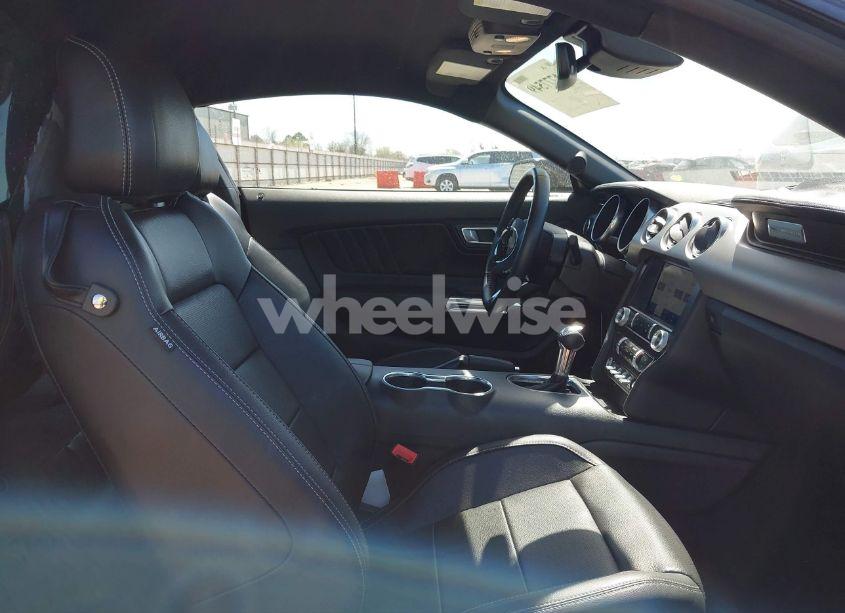 Photo 5 of 2022 Ford Mustang ECOBOOST PREMIUM FASTBACK (VIN 1FA6P8TH8N5140335)