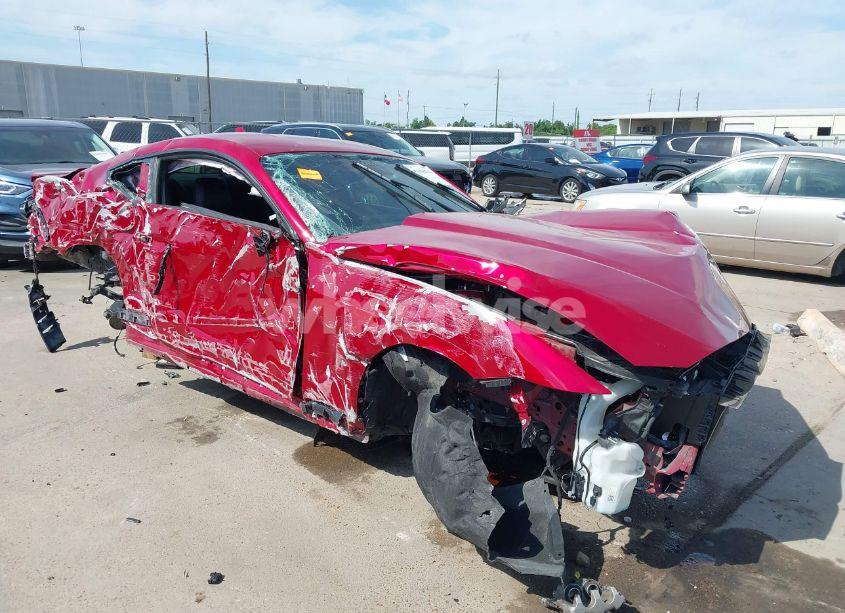 2024 Ford Mustang ECOBOOST PREMIUM FASTBACK (VIN 1FA6P8TH8R5105669) main photo