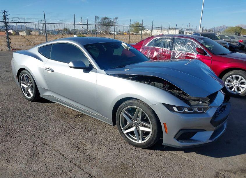 2024 Ford Mustang ECOBOOST FASTBACK (VIN 1FA6P8TH8R5124626) main photo