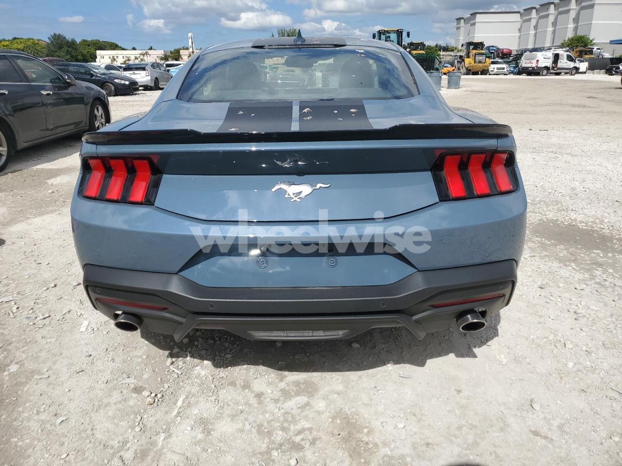 Photo 6 of 2024 FORD MUSTANG (VIN 1FA6P8TH8R5147890)