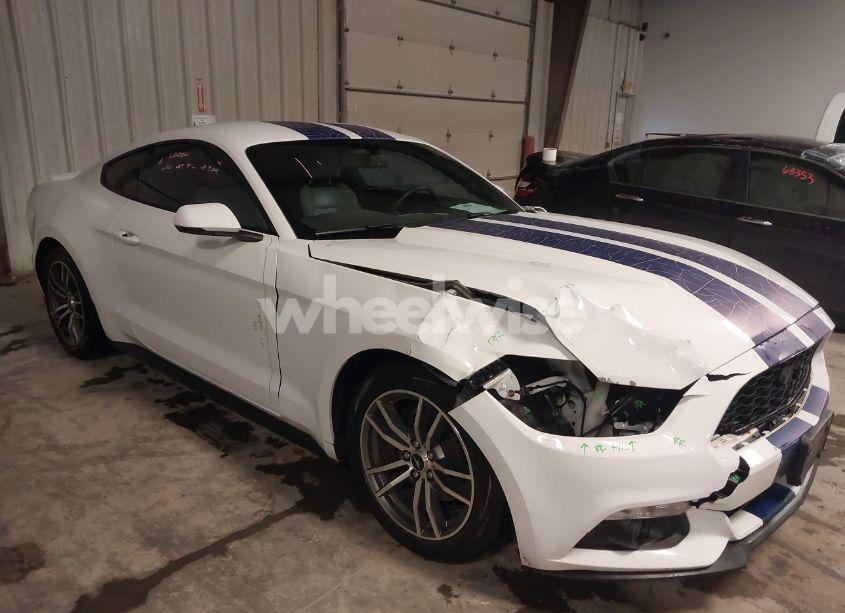 2015 Ford Mustang ECOBOOST (VIN 1FA6P8TH9F5322465) main photo