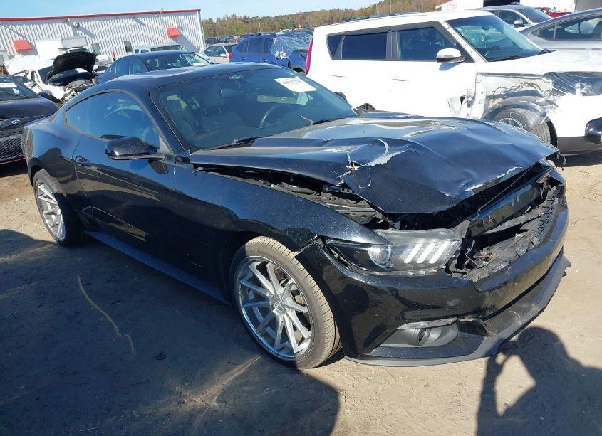 2015 Ford Mustang ECOBOOST (VIN 1FA6P8TH9F5324653) main photo
