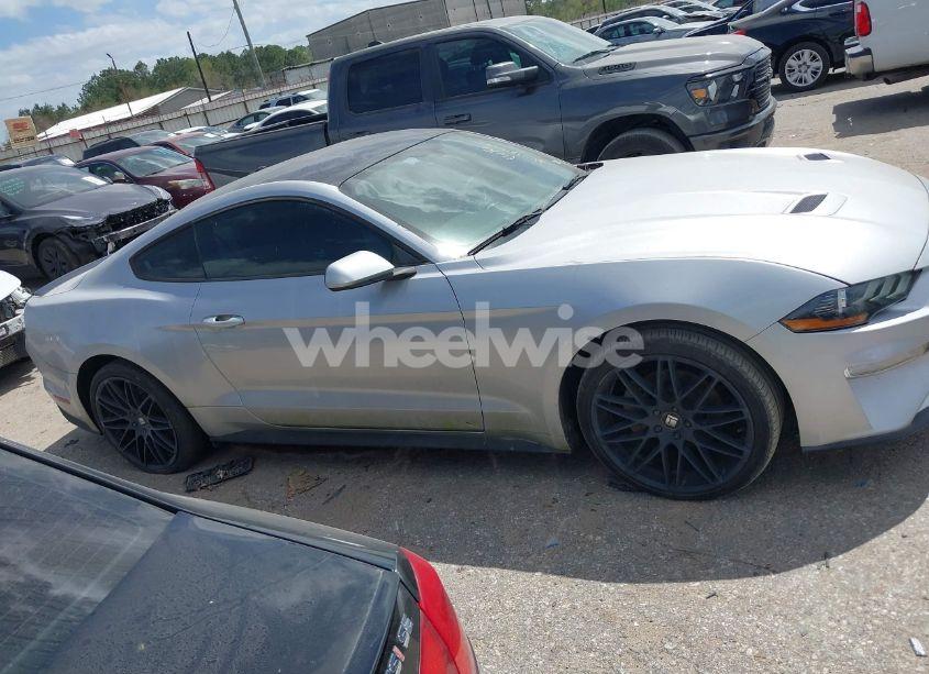 Photo 13 of 2018 Ford Mustang ECOBOOST (VIN 1FA6P8TH9J5172169)