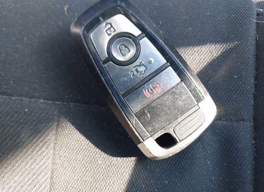 Photo 11 of 2018 Ford Mustang ECOBOOST (VIN 1FA6P8TH9J5179848)