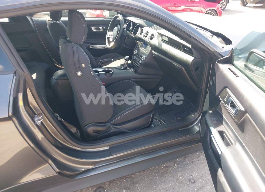 Photo 5 of 2019 Ford Mustang ECOBOOST (VIN 1FA6P8TH9K5176353)