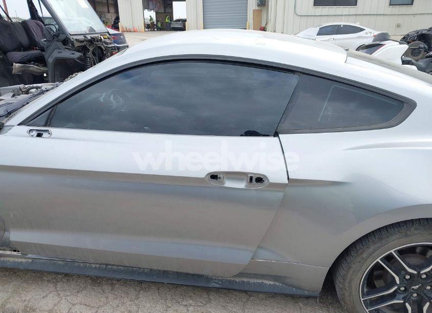 Photo 14 of 2020 Ford Mustang ECOBOOST PREMIUM FASTBACK (VIN 1FA6P8TH9L5139174)