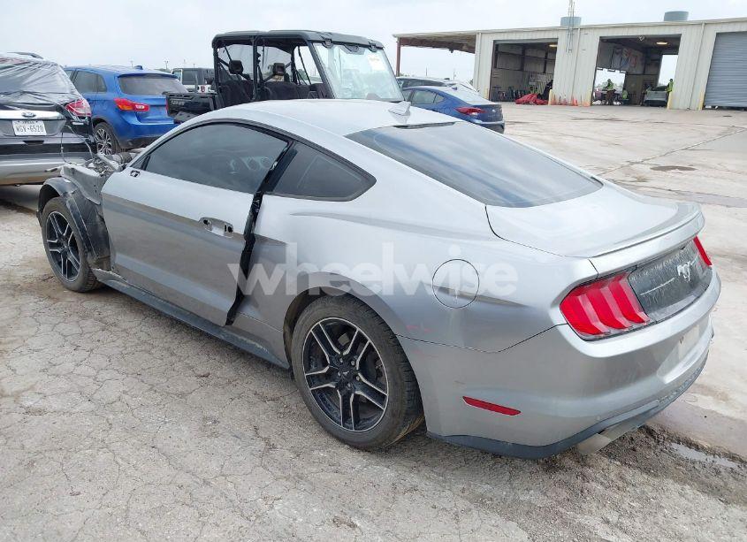 Photo 3 of 2020 Ford Mustang ECOBOOST PREMIUM FASTBACK (VIN 1FA6P8TH9L5139174)