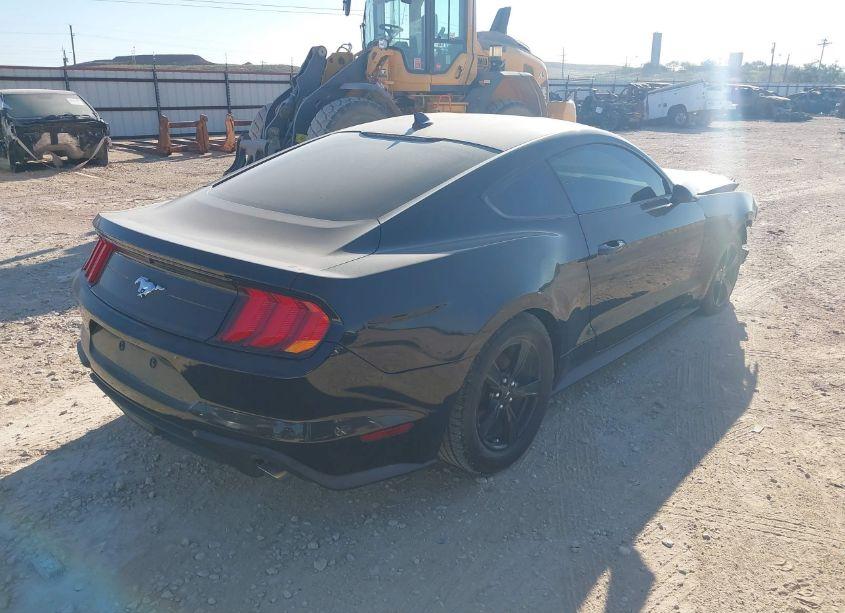 Photo 4 of 2020 Ford Mustang ECOBOOST FASTBACK (VIN 1FA6P8TH9L5154581)