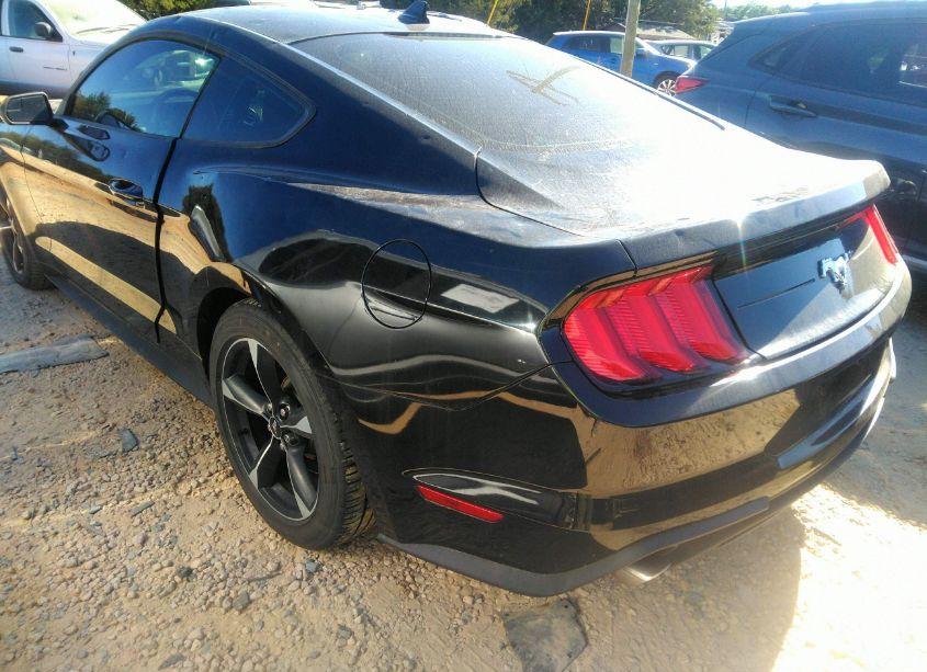 Photo 3 of 2020 Ford Mustang ECOBOOST FASTBACK (VIN 1FA6P8TH9L5182364)