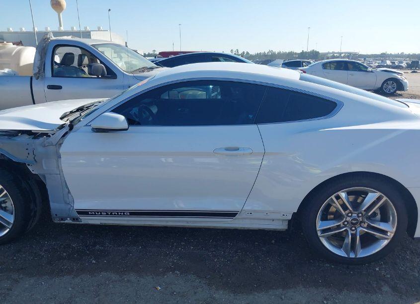 Photo 15 of 2021 Ford Mustang ECOBOOST PREMIUM (VIN 1FA6P8TH9M5140505)