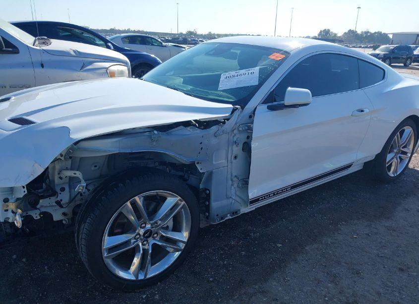 Photo 19 of 2021 Ford Mustang ECOBOOST PREMIUM (VIN 1FA6P8TH9M5140505)