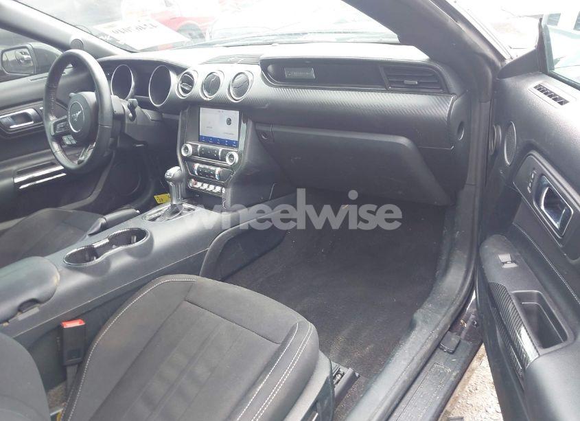 Photo 5 of 2022 Ford Mustang ECOBOOST FASTBACK (VIN 1FA6P8TH9N5141414)