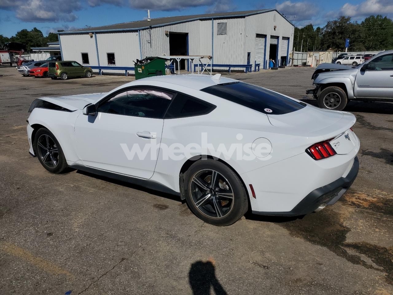 Photo 2 of 2024 FORD MUSTANG (VIN 1FA6P8TH9R5140527)