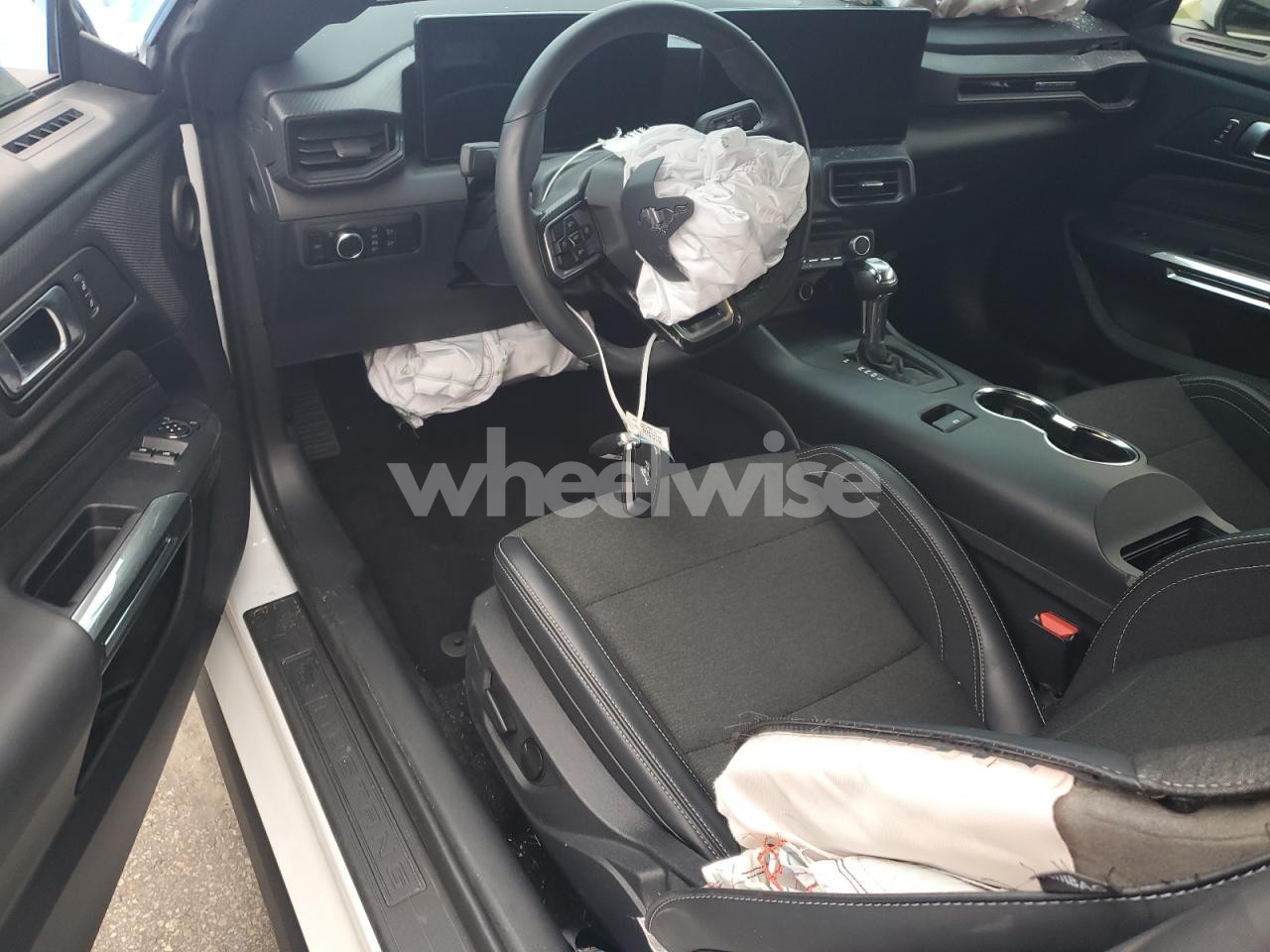 Photo 8 of 2024 FORD MUSTANG (VIN 1FA6P8TH9R5140527)