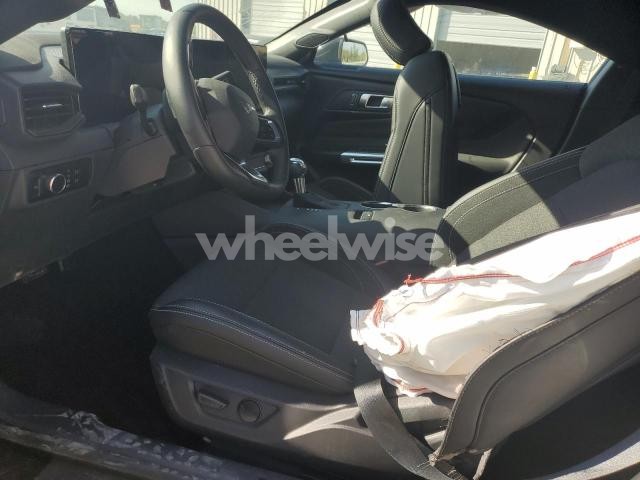 Photo 2 of 2025 FORD MUSTANG (VIN 1FA6P8TH9S5102902)