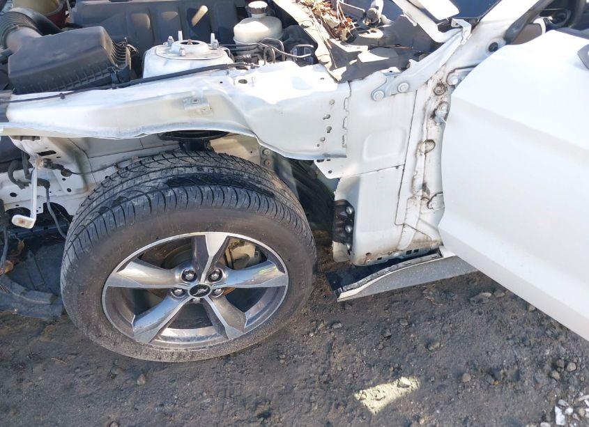 Photo 6 of 2016 Ford Mustang ECOBOOST (VIN 1FA6P8THXG5288781)