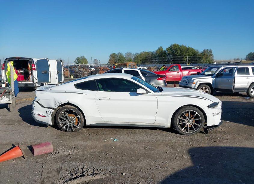 Photo 13 of 2018 Ford Mustang ECOBOOST (VIN 1FA6P8THXJ5184007)