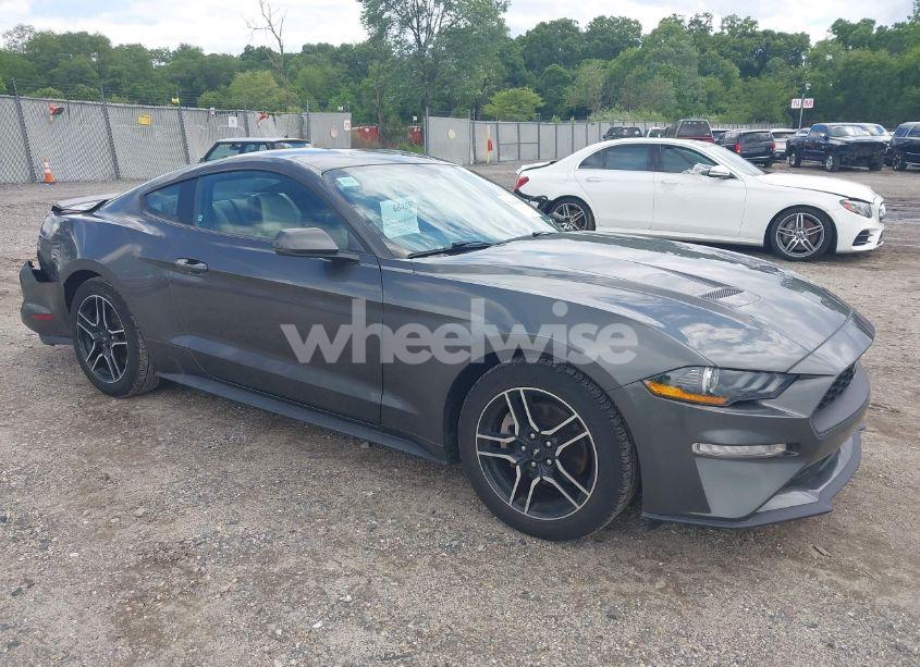 2020 Ford Mustang ECOBOOST PREMIUM FASTBACK (VIN 1FA6P8THXL5142584) main photo