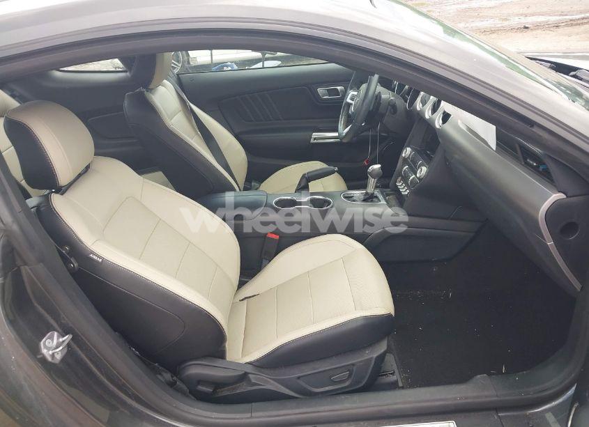 Photo 5 of 2020 Ford Mustang ECOBOOST PREMIUM FASTBACK (VIN 1FA6P8THXL5142584)